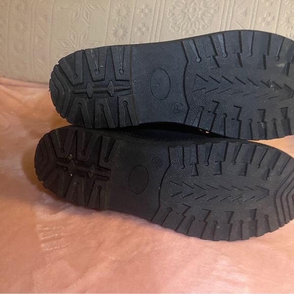 SQL Black Boots with Fur Size39 US 4-5 - Picture 9 of 10